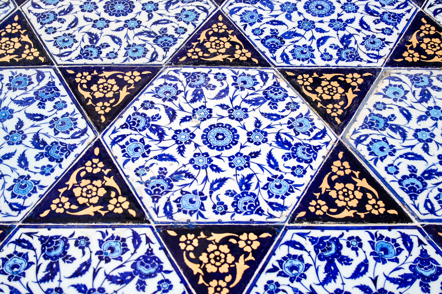 blue tiles in istanbul