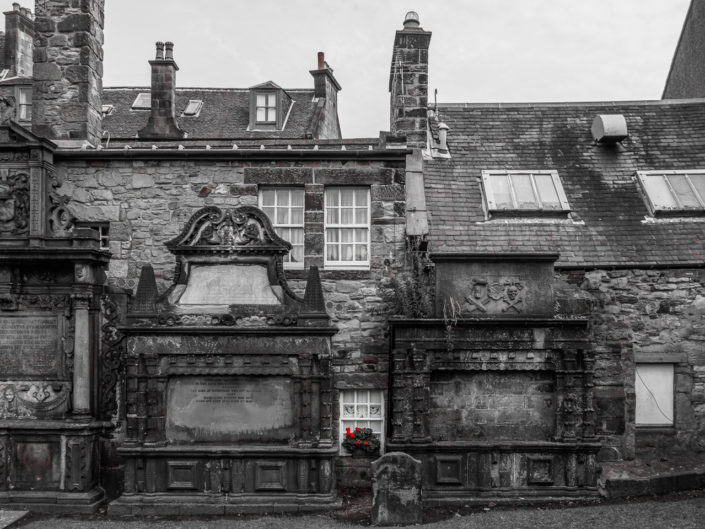 greyfriars kirkyard in edinburgh